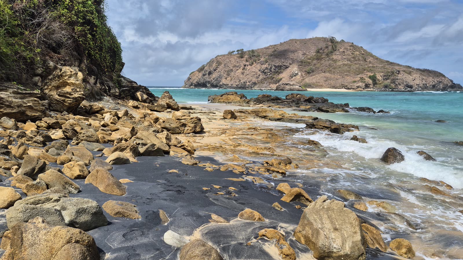 Black sand beach near Are Guling, South Lombok